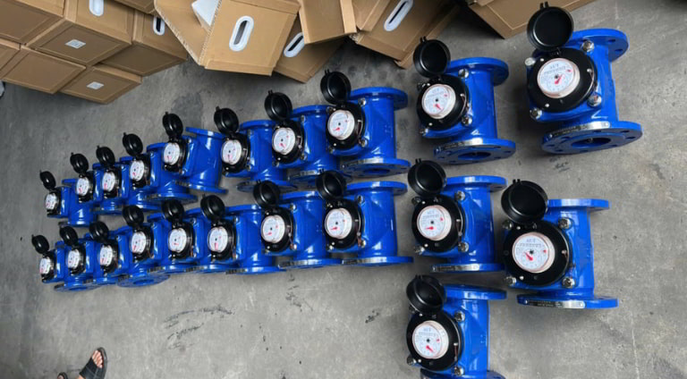 Địa chỉ mua đồng hồ nước AUT Malaysia chính hãng giá tốt