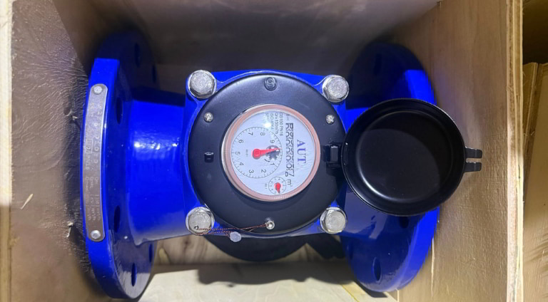 Đồng hồ nước AUT lắp bích