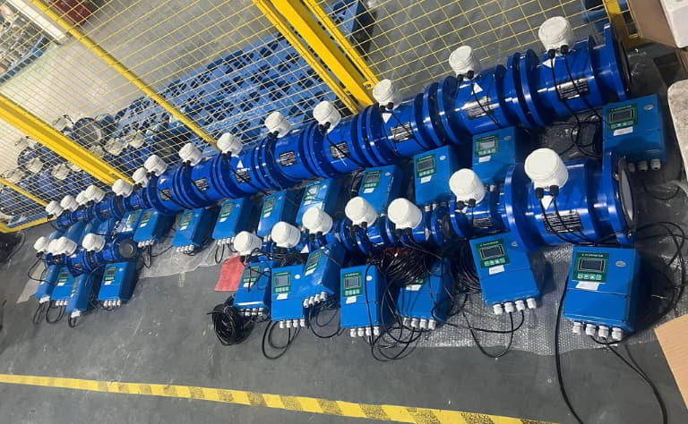 Đồng hồ nước điện tử DN100 Remote