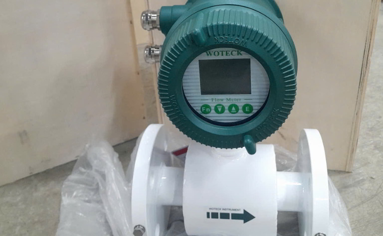 Đồng hồ nước điện tử Woteck