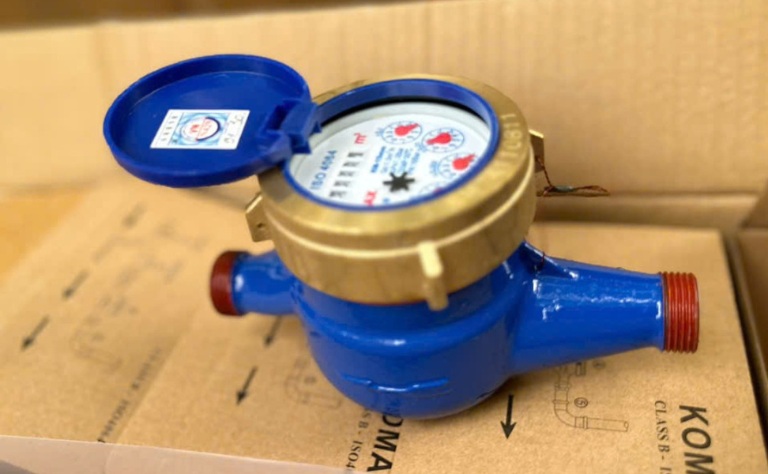 Đồng hồ nước sạch Komax nối ren