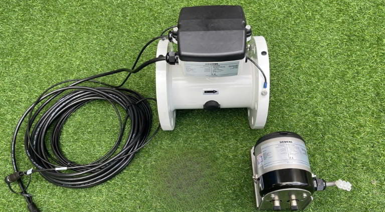 Đồng hồ nước Siemens MAG 8000