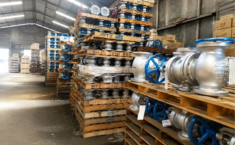 Van cổng inox mặt bích tại kho Van công nghiệp Âu Việt