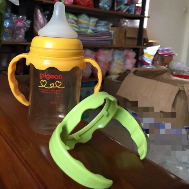 Tay cầm bình sữa Pigeon