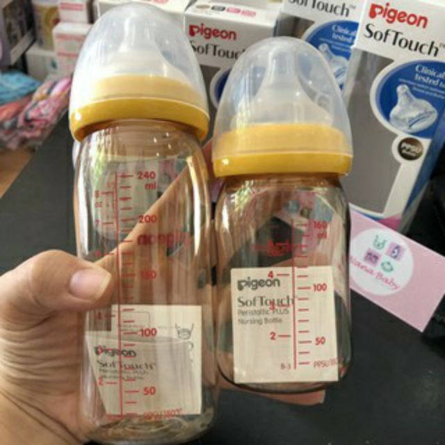 Bình sữa Pigeon SofTouch nhập khẩu 160ml/240ml (chính hãng)