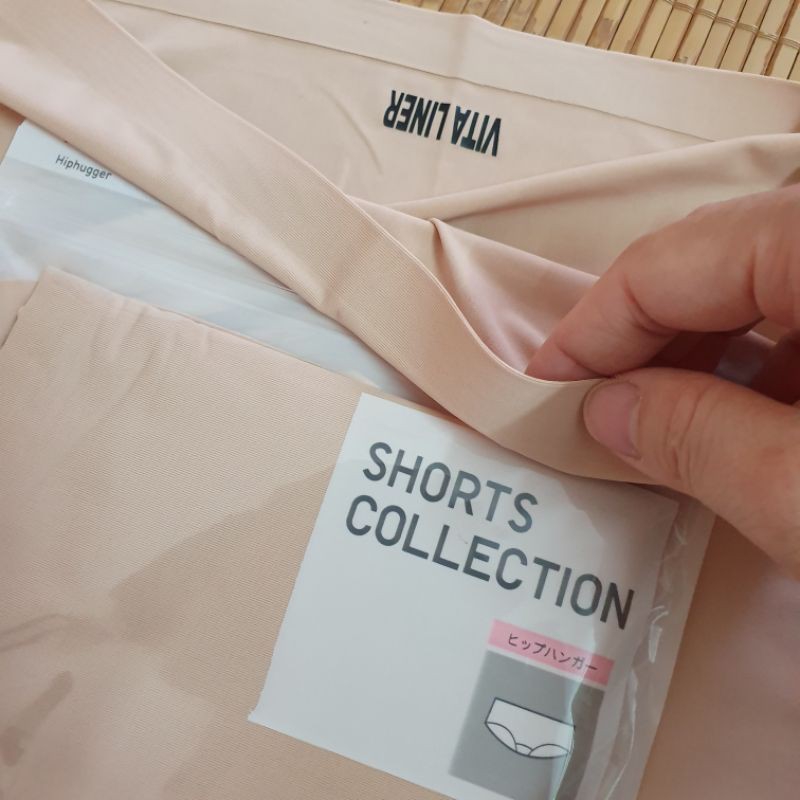 Áo lót mặc trong đai Latex chống hằn ngứa, thấm hút mồ hôi tốt