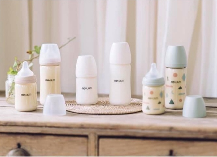 Bình sữa thủy tinh tráng silicon Moyuum Hàn Quốc 150ml (được chọn núm)