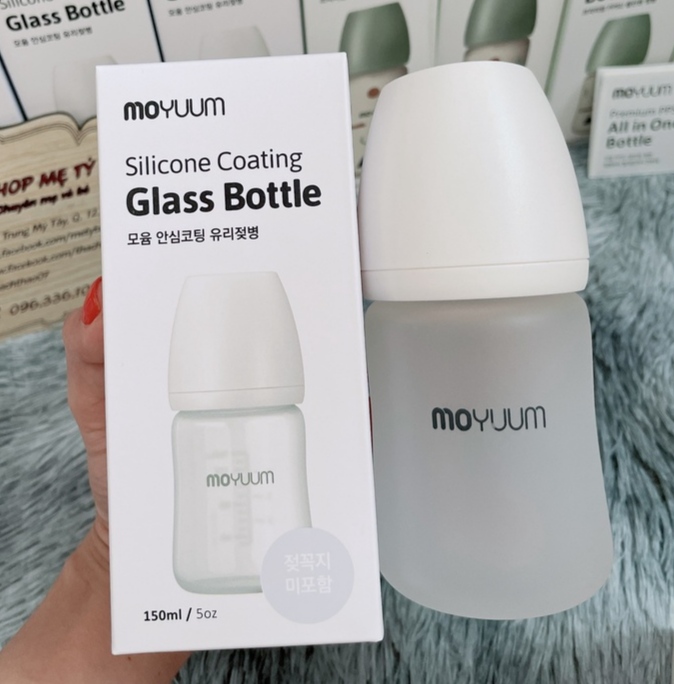 Bình sữa thủy tinh tráng silicon Moyuum Hàn Quốc 150ml (được chọn núm)