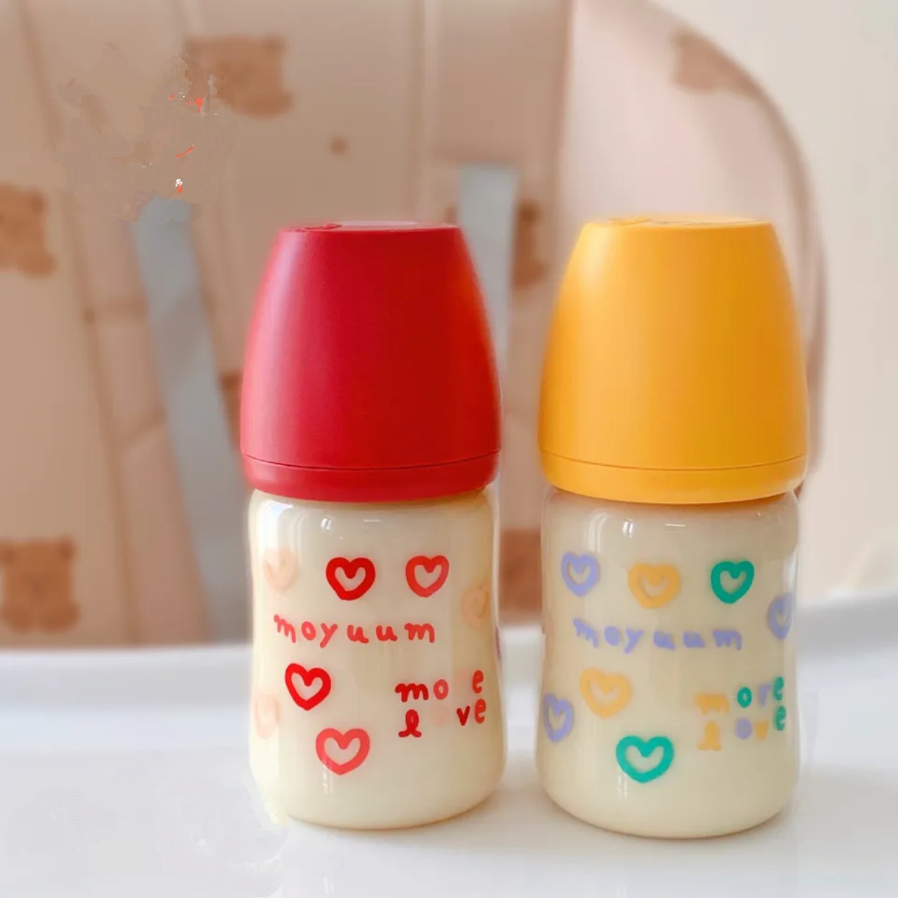 Bình sữa Moyuum Hàn Quốc 170ml/270ml Trái Tim (More Love Edition)