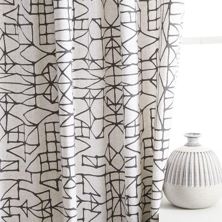 Rem cua hoa tiet hinh hoc cach tan se chiem san khau trung tam can phong