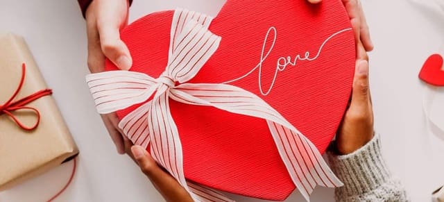 10 món làm quà Valentine cho cặp đôi