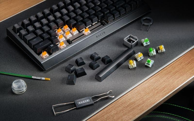 Bàn phím Razer BlackWidow V4 Pro 75%