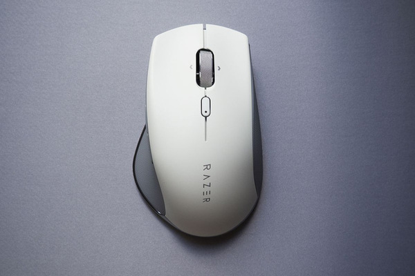 Chuột công thái học Razer