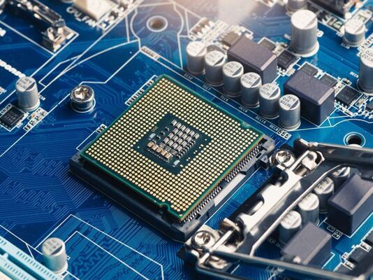 CPU gồm hai khối chính là ALU và CU
