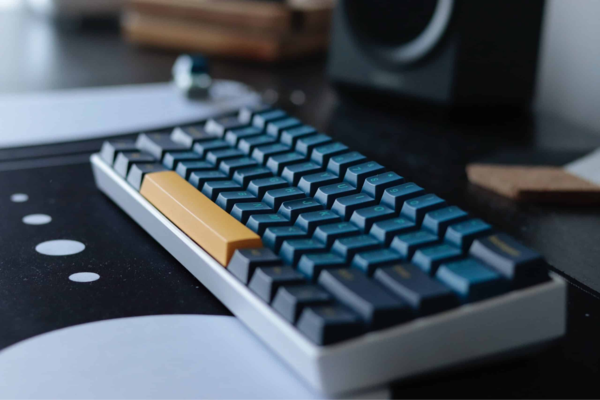 bàn phím layout 60