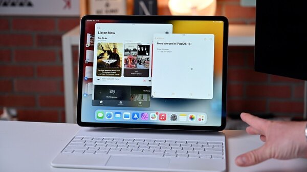 iPadOS 17 hỗ trợ webcam màn hình ngoài