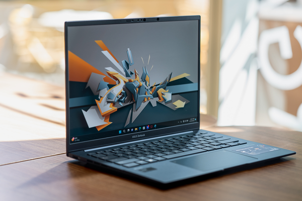 Laptop AI