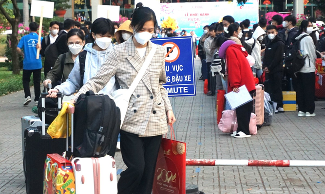 Lịch nghỉ Tết 2025 cho viên chức, người lao động 