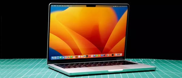 MacBook Pro 14 inch (2023) có giá khởi điểm là 1.999 USD