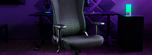 Razer Iskur V2 X hỗ trợ người dùng với hệ thống tay vịn cơ bản nhưng hiệu quả