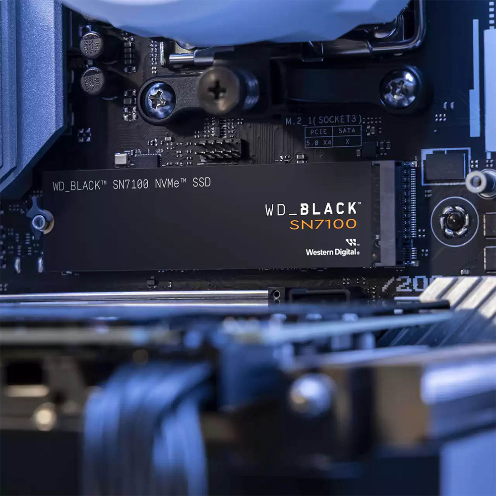 WD Black SN7100 4TB PCIe Gen4 x4 NVMe M.2 WDS400T4X0E