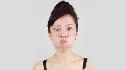CÁC BÀI TẬP ĐƠN GIẢN TẠI NHÀ GIÚP CHỐNG LÃO HÓA VÙNG MẶT VÀ CỔ