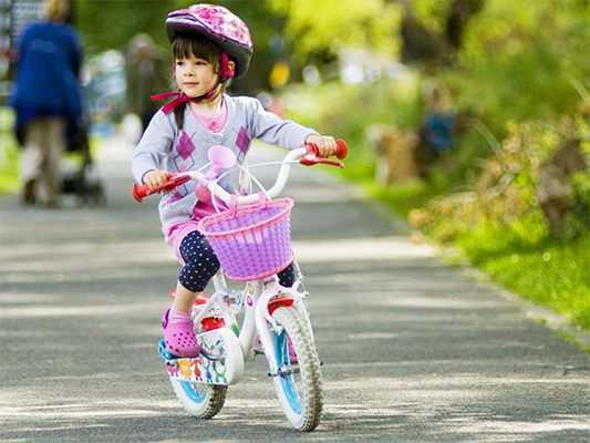 Có nhất thiết phải mua đầy đủ các loại xe cho bé đang bán trên thị trường hay không ? | MBMart.com.vn