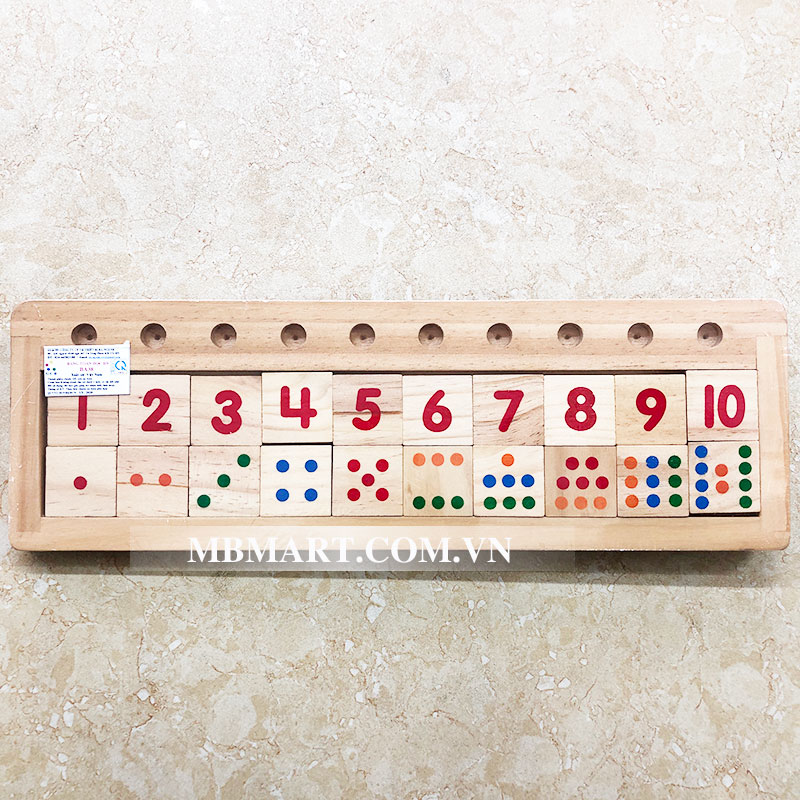 bảng núm gỗ cho bé