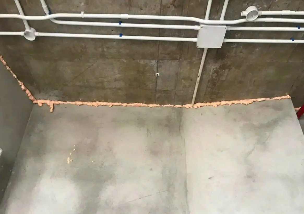 Quy trình thi công keo bọt nở chống cháy cho tường bê tông gạch nhẹ và tấm tường Ecotec