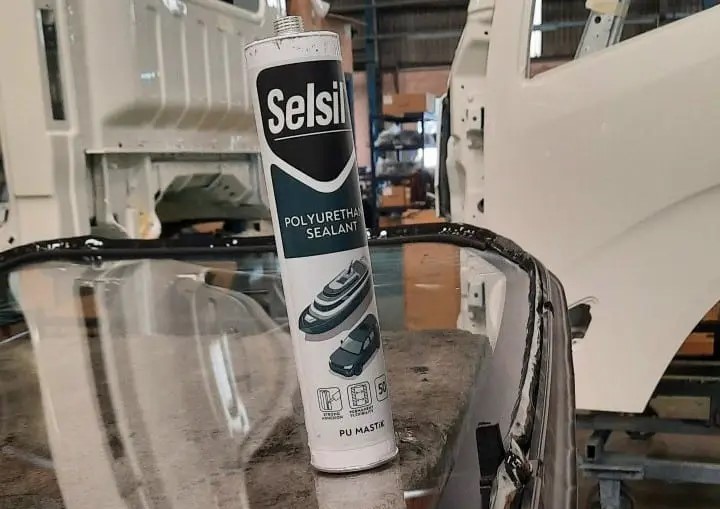 Keo Sealant là gì ? Ứng dụng của keo sealant trong xây dựng và công nghiệp