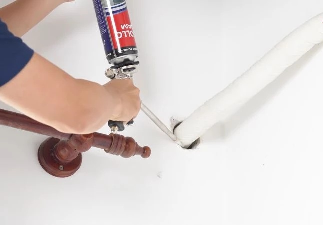 Keo Apollo foam trám khe ống điều