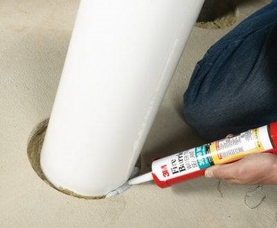 Silicone chống cháy trám khe hở ống xuyên sàn