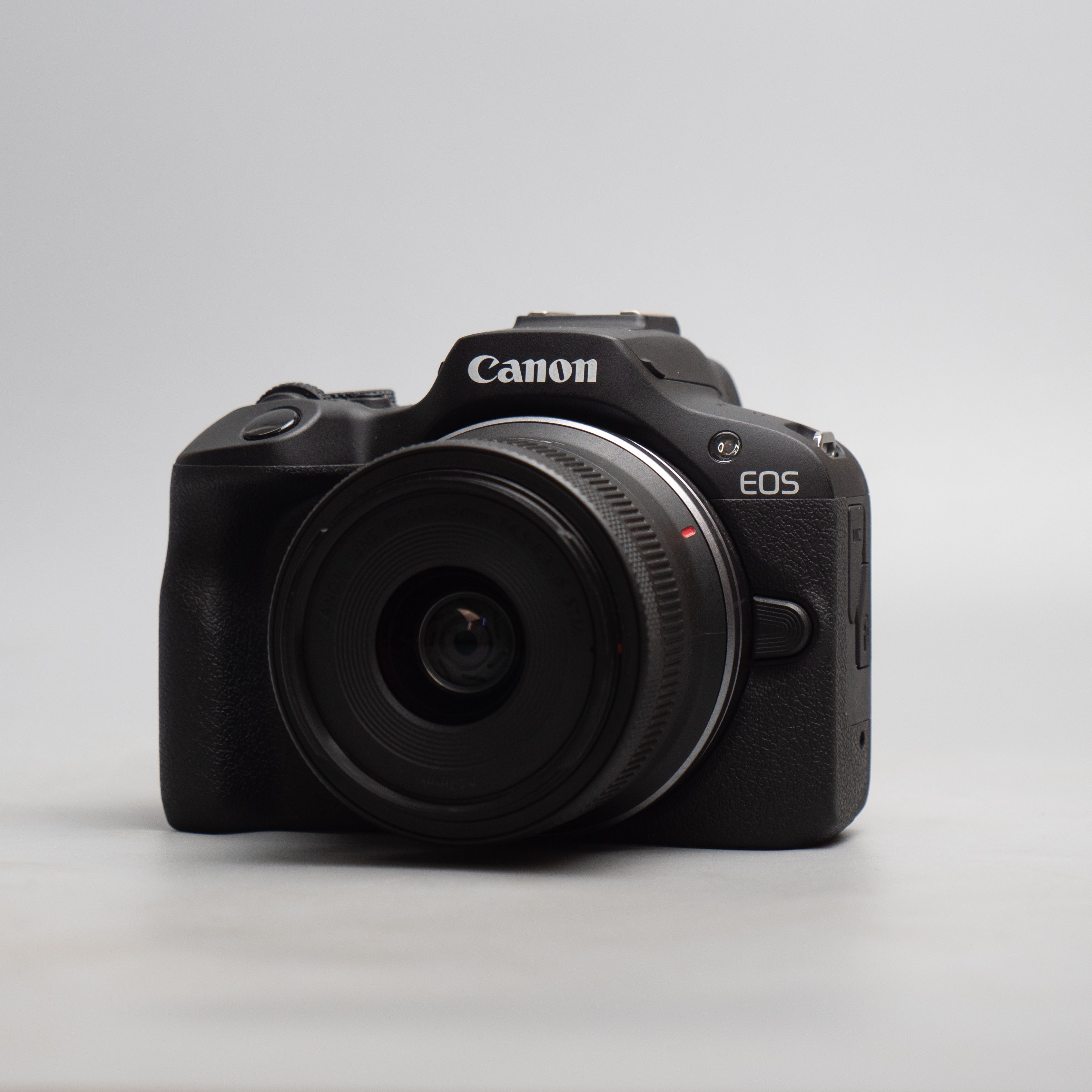 canon-eos-r100-kem-kit-18-45
