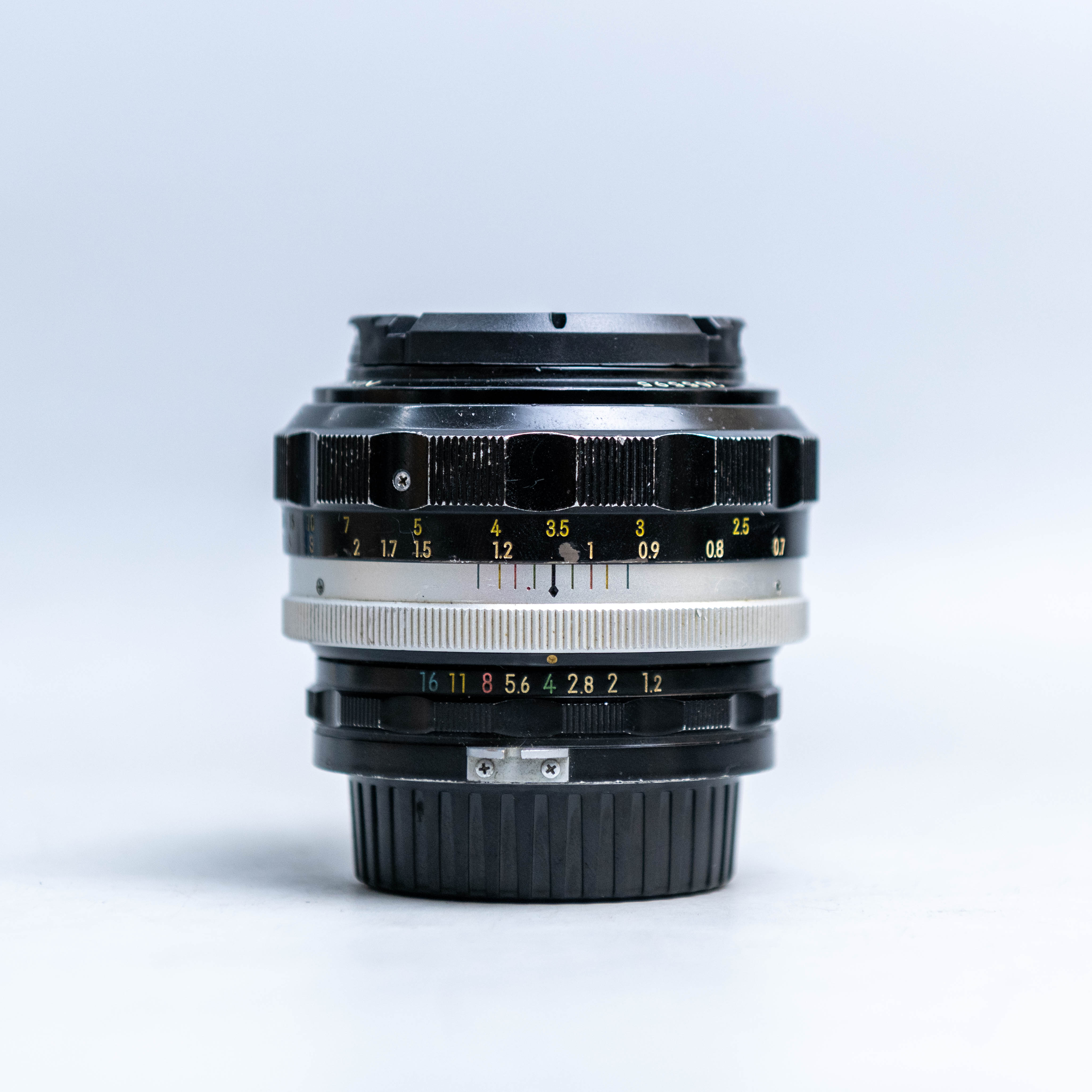nikon-55mm-f1-2-nikkor-s-c-mf-55-1-2-20360