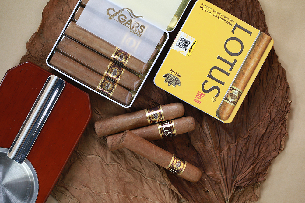 Mách bạn địa chỉ mua Cigar Lotus chất lượng, giá tốt