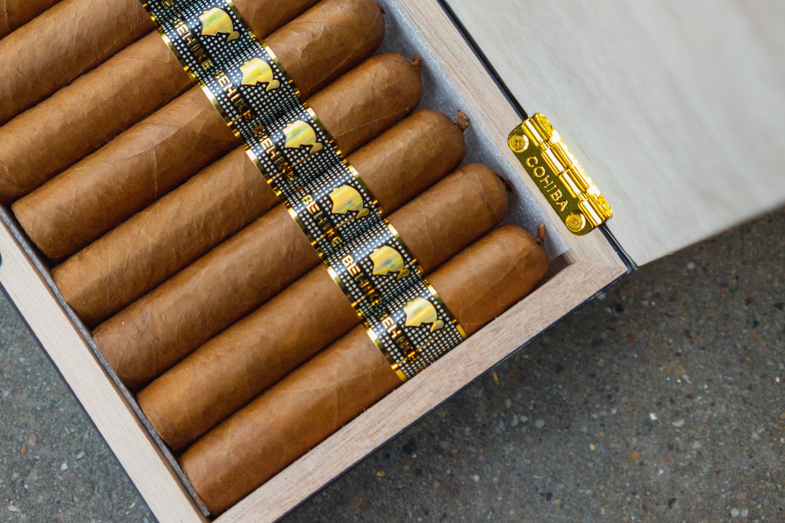 Xì gà Cohiba Behike: Tuyệt tác Cigar Cuba dành cho giới thượng lưu