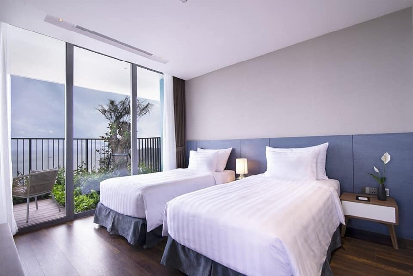 premier mountain view Flamingo Cát Bà