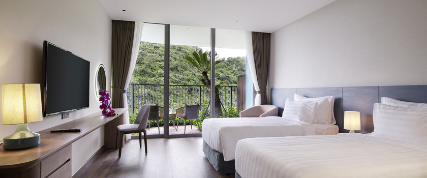 executive mountain view Flamingo Cát Bà