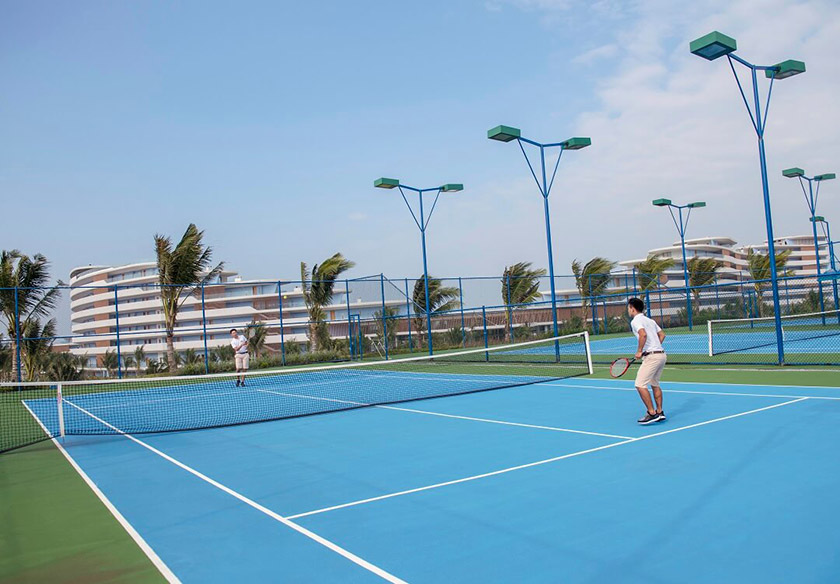 Sân tennis chuẩn quốc tế  FLC Quy Nhơn