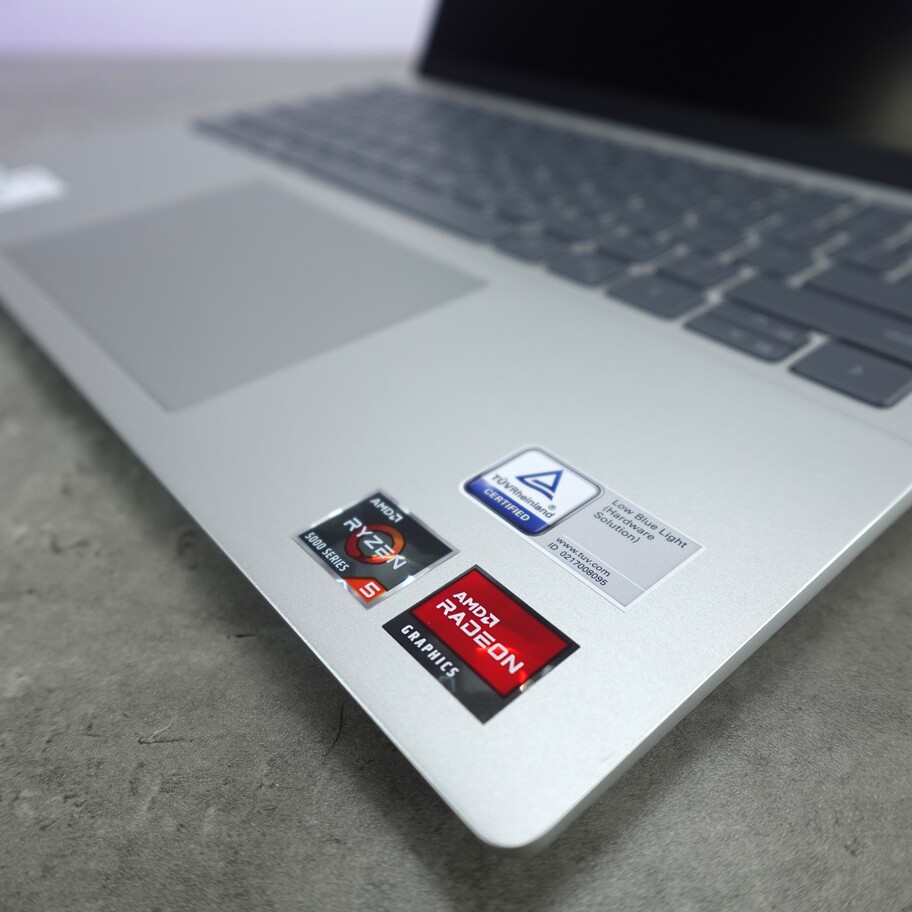 Dell Inspiron 5425