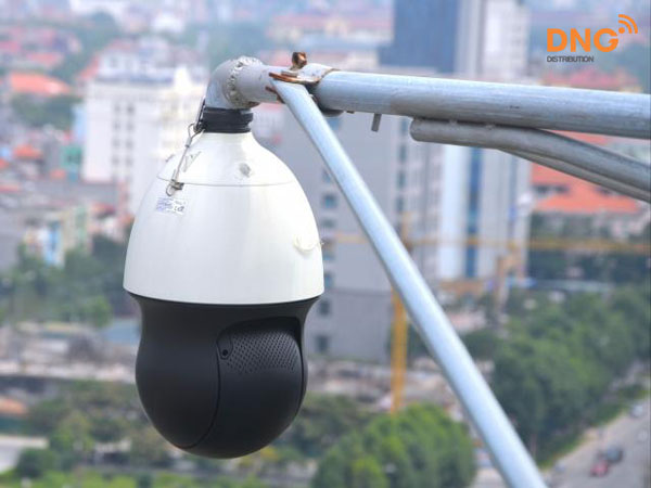 Camera chuyên dụng cho giao thông XNP-6550RH của Wisenet