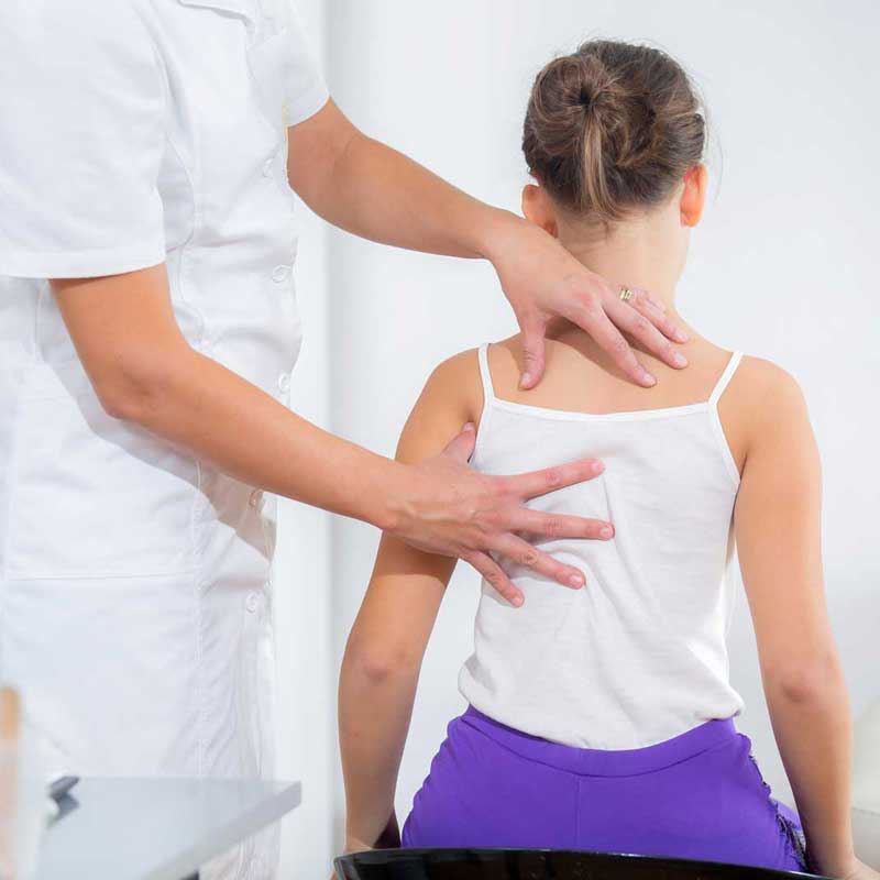 Xót xa 2 anh em ruột đều bị suy tim, khiếm thị, hở hàm ếch