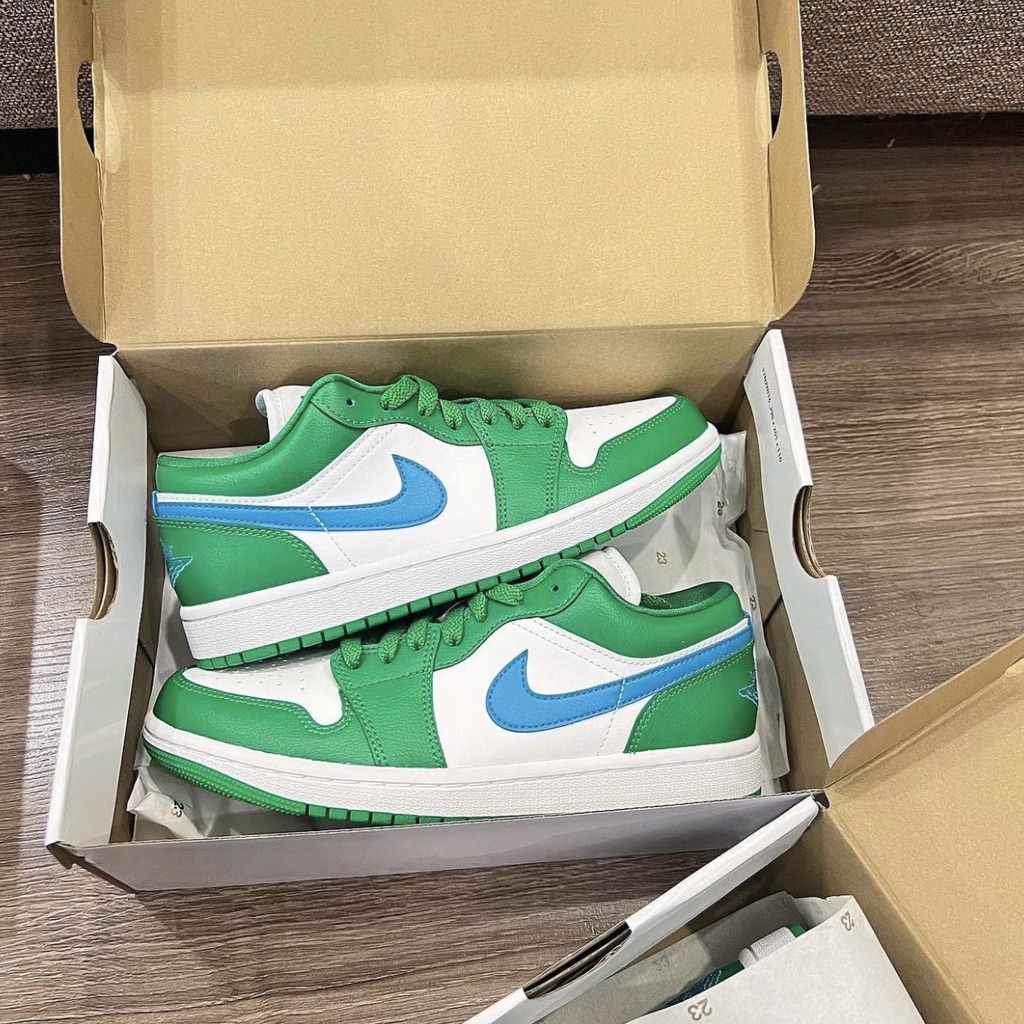 Jordan 1 Low Lucky Green - DC0774-304 