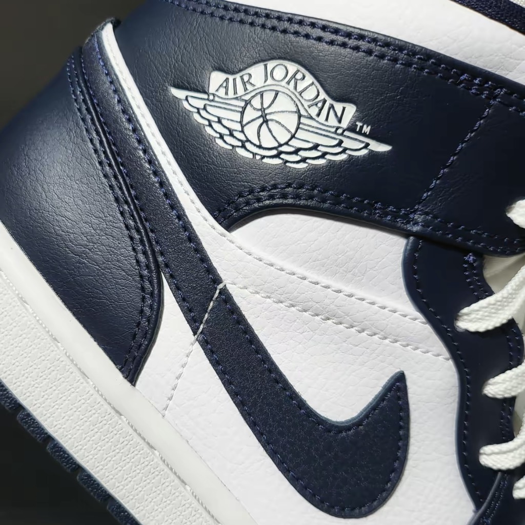 Jordan 1 Mid Obsidian - 554724-174 