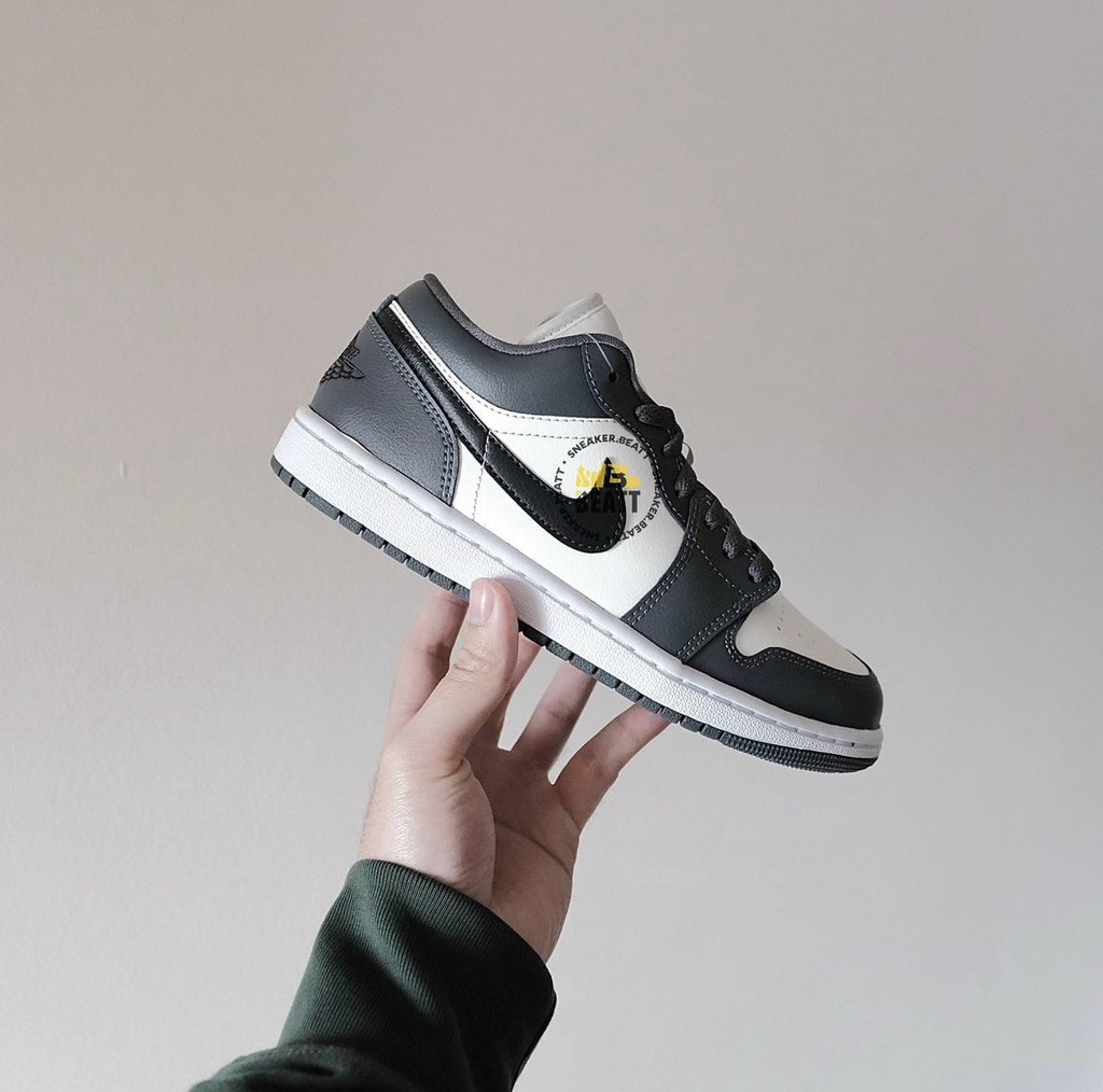 Jordan 1 Low ''Dark Grey'' - DC0774 102 
