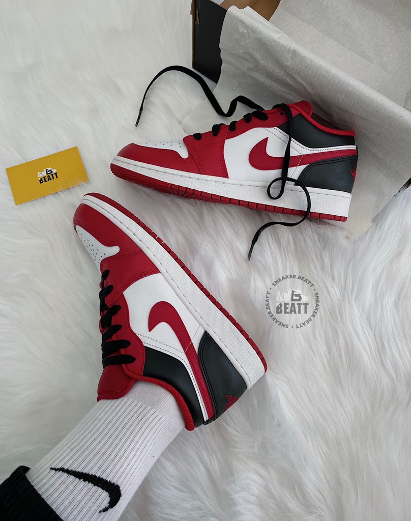 Jordan 1 Low Chicago 2022 - 553560-163 