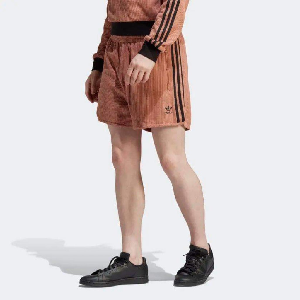 Adidas Adicolor Classics Waffle Shorts - Brown - HS2082 