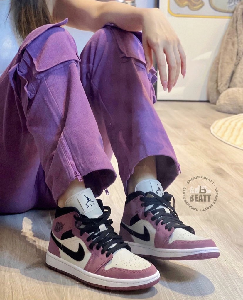 Jordan 1 Mid SE Light Mulberry - DC7267-500 