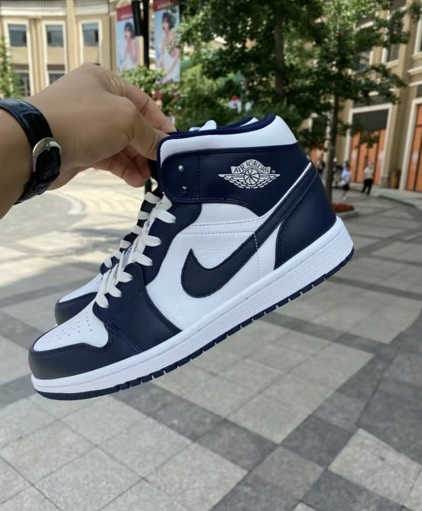 Jordan 1 Mid Obsidian - 554724-174 