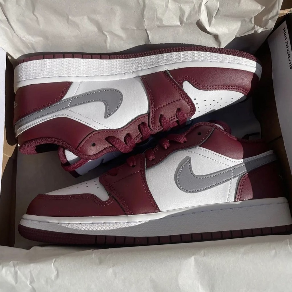 Jordan 1 Low Cherrywood Red Bordeaux - 553560-615 